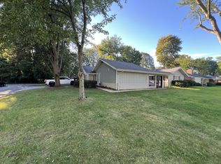 2333 Valley Brook Dr, Toledo, OH 43615