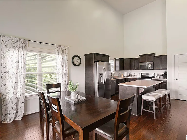 3508 Waters Rd — Photo 38