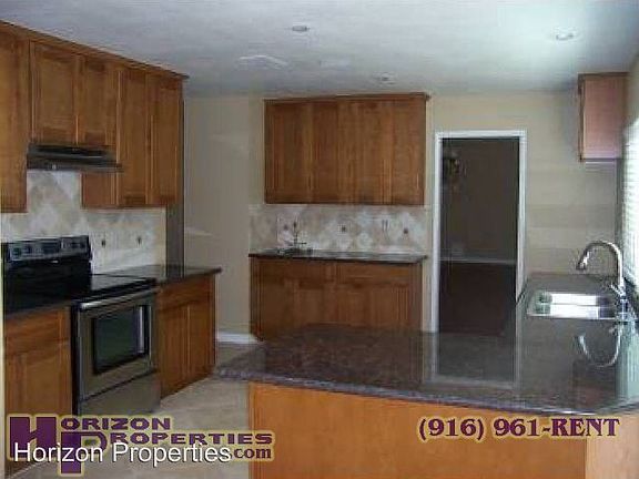 3rd image of 5334 Terrace Oak Cir