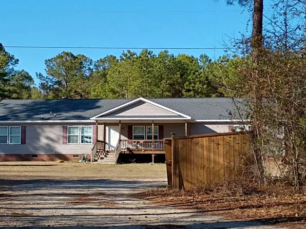 1565 Dowey Cir, Lugoff, SC 29078