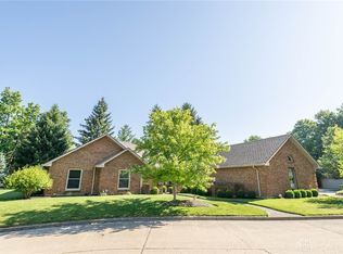 2295 Settlers Trl, Vandalia, OH 45377