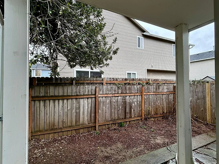 5821 SE Knapp St #4 — Photo 25