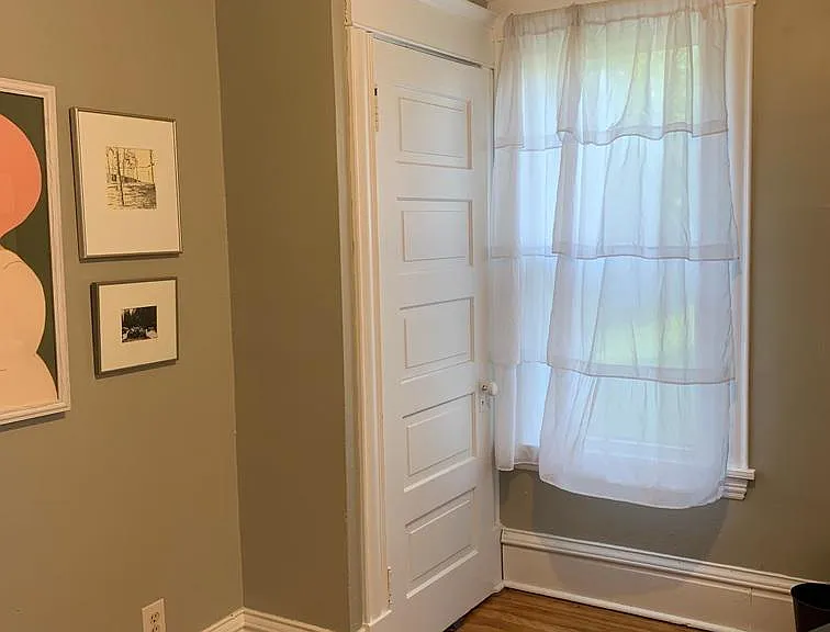 2118 Grand St NE #1 — Photo 10