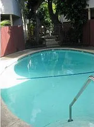 Lido Isle Apartments — Photo 18