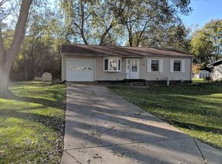 2944 Dartmouth Dr, Jackson, MI 49203