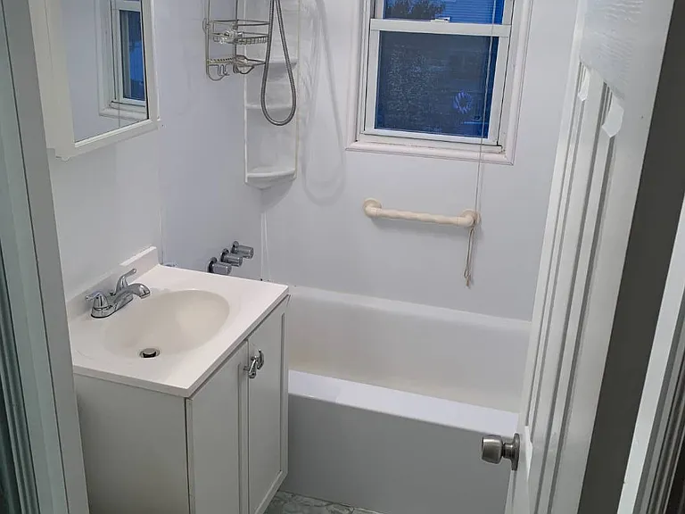 392 Sherbrooke Rd — Photo 5
