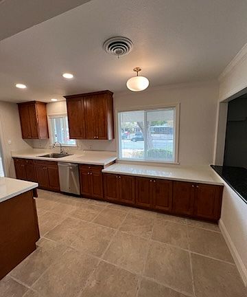 2nd image of 4727 Forest Pkwy