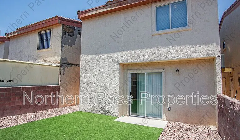 11024 Sunshine Ct — Photo 22