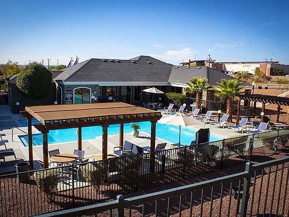 2nd image of 200 Desert Pass St APT 836