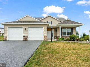 206 Eagle Rd, Dillsburg, PA 17019