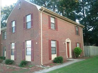 296 Circuit Ln UNIT E, Newport News, VA 23608