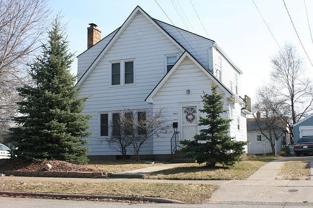 1st image of 1162 Oaklawn St NE