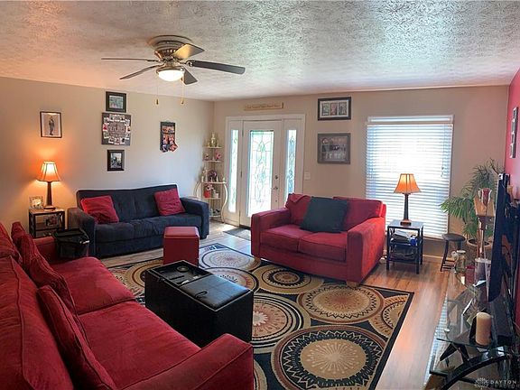 4th image of 474 Clairbrook Ave