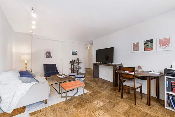 Sold by Compass | media 16