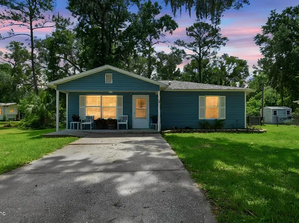 156 ESTATES Avenue, Brooksville, FL 34601