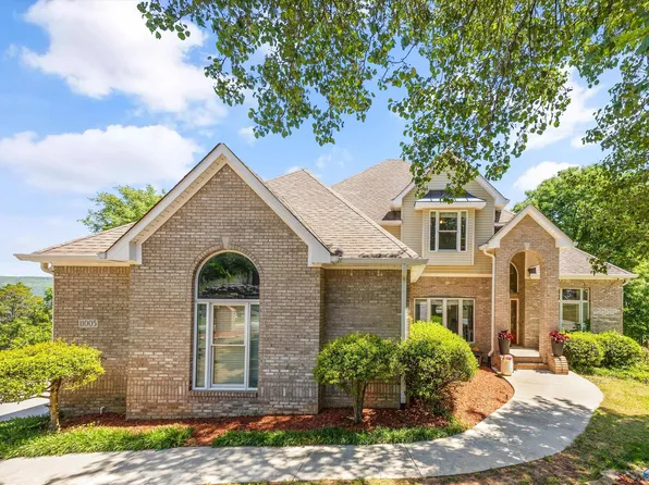 11005 Stone Mountain Dr SE, Huntsville, AL 35803