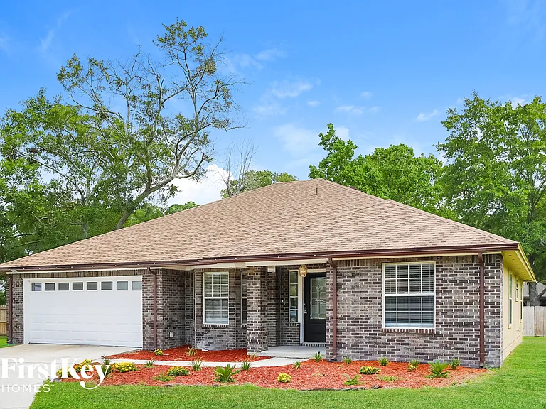 10677 Talon Ct — Photo 2