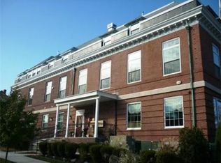 317 Main St APT 5, Wakefield, MA 01880