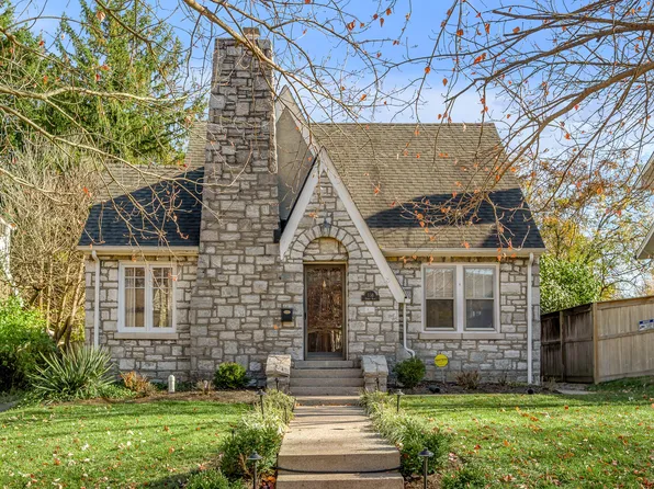 338 Dudley Rd, Lexington, KY 40502