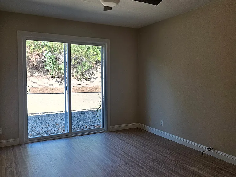 29860 Mira Loma Dr — Photo 8