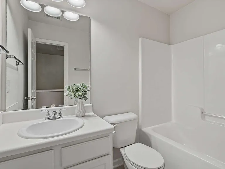 8515 Mount Valley Ln — Photo 24