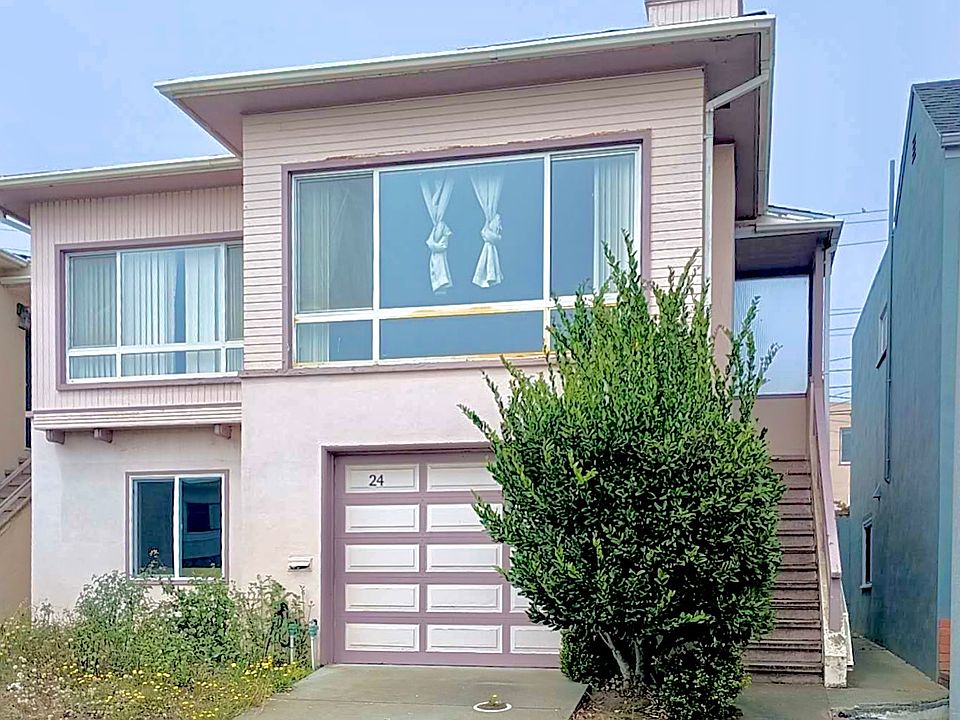 1st image of 24 Park Manor Dr