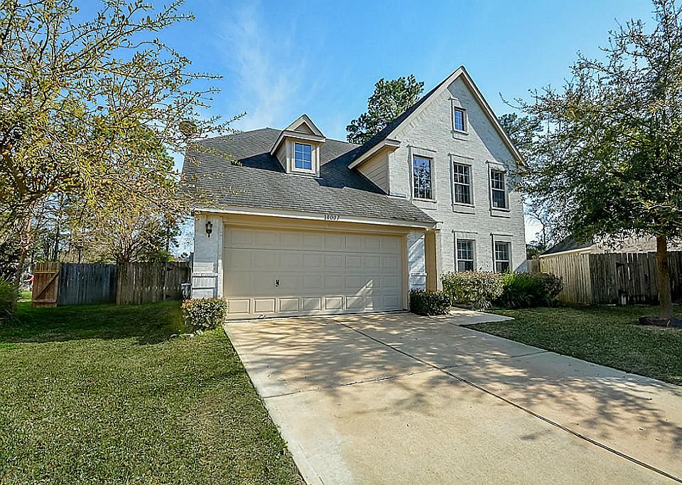 2nd image of 10007 Magnolia Way