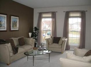 2026 Colonial St, Aurora, IL 60503