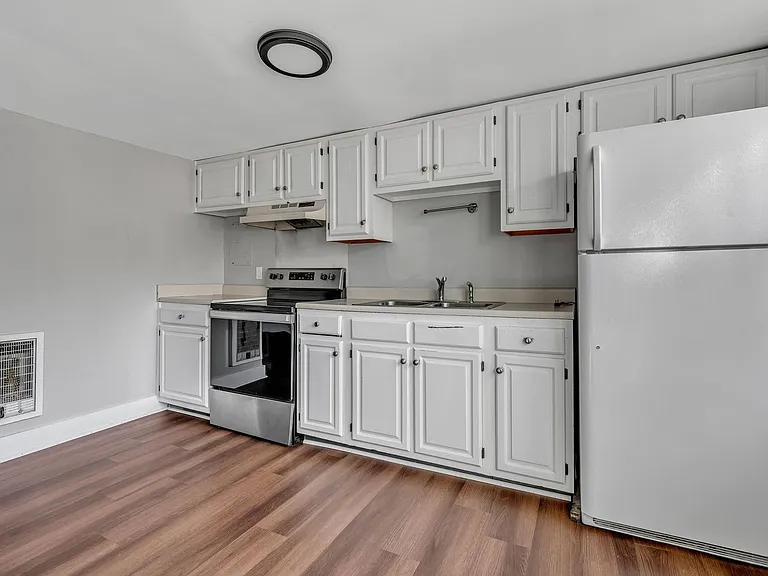 2512 Natchez Trce #B — Photo 20