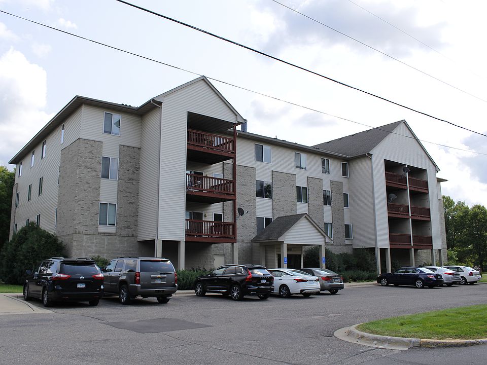 1st image of 1461 73rd Ave NE APT 303