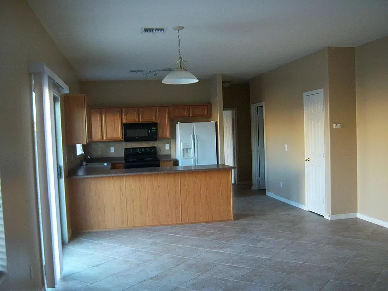 1508 E Heather Dr — Photo 16