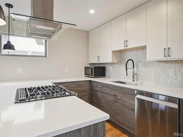 1386 Zenobia St — Photo 21