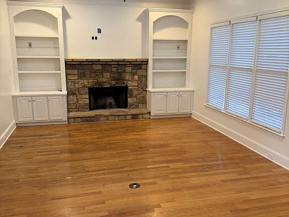 5th image of 105 Beracah Walk SW