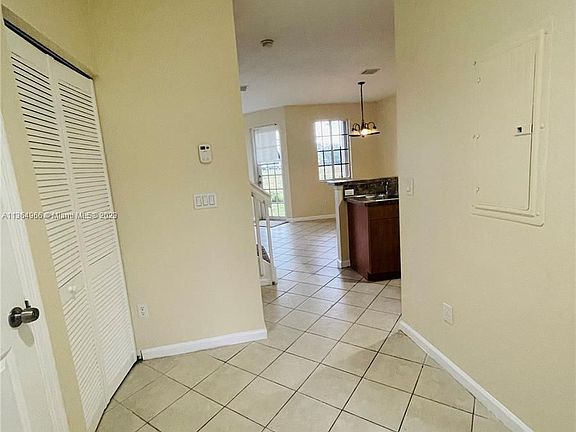 3rd image of 1101 Lucaya Dr #1101
