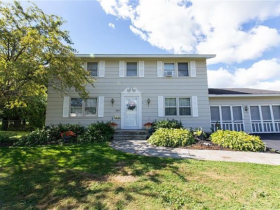 2nd image of 4876 Greystone Dr