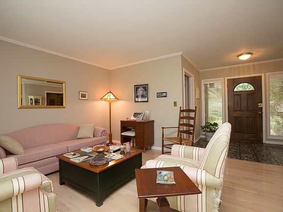 Crown molding in living room