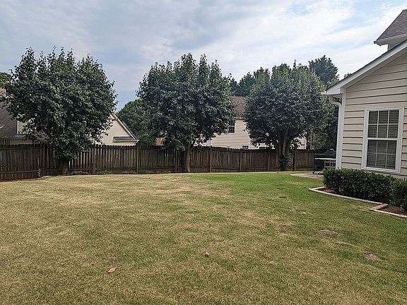 4th image of 2255 Stoneoak Dr