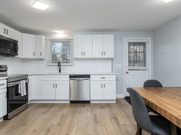 4th image of 54 Boulder Drive