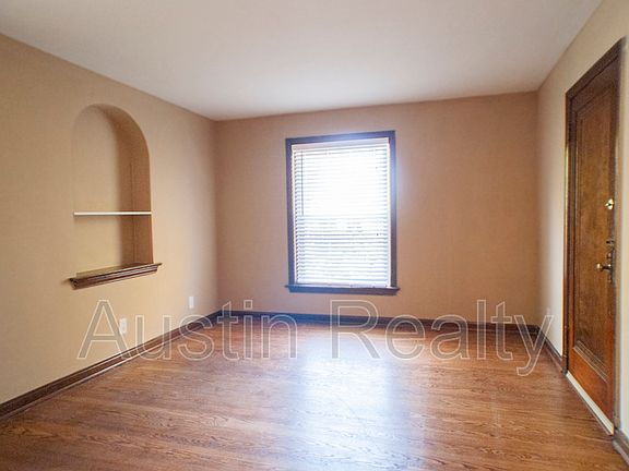 3rd image of 1035 Claytonia Ter APT 2N