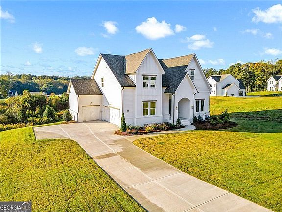 3rd image of 6490 Mockingbird Rd