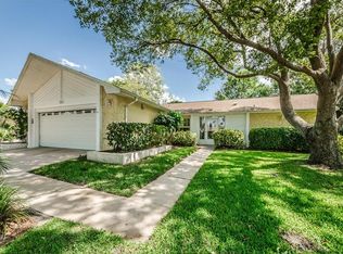 2867 Thistle Ct N, Palm Harbor, FL 34684