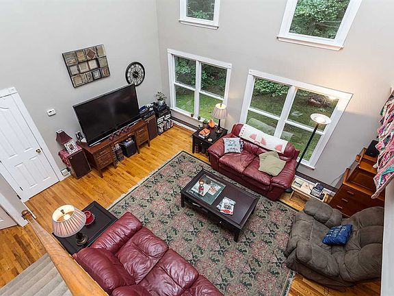 5th image of 132 Mill Stone Ln NE