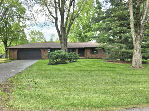 146 Knoll Dr, Granville, OH 43023