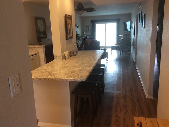 2nd image of 101 N Riverside Dr #3020
