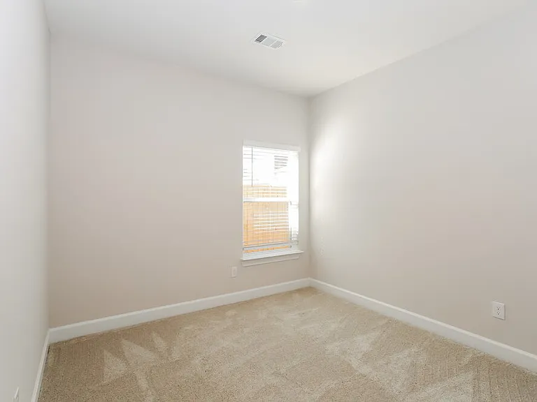 1106 Princeton Hts — Photo 17
