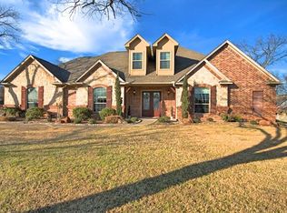 6512 Colonial Dr, Granbury, TX 76049