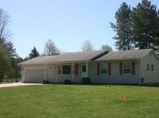 13 Paradise Dr, Gaylord, MI 49735