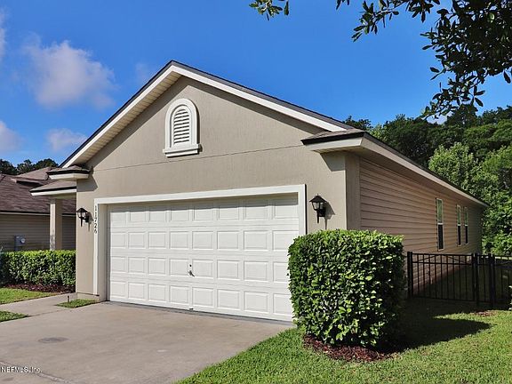 4th image of 11726 Alexandra Dr