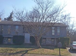 6302 Linstead Rd, Louisville, KY 40228