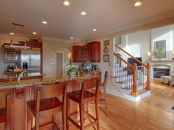4th image of 8618 River Club Way
